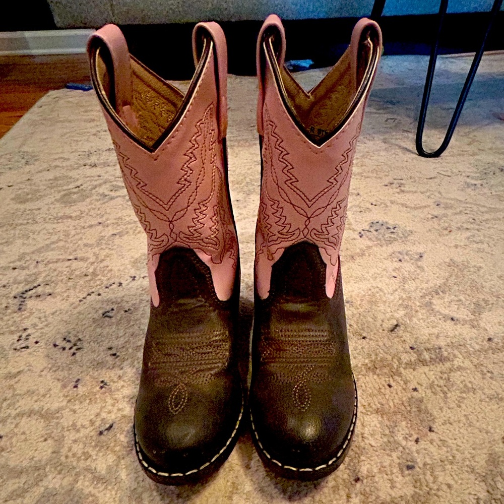 Little girls cowboy/cowgirl boots